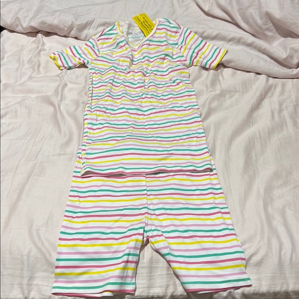 Children’s place 8 💯 cotton Colorful Striped fitted pajamas pjs nwt